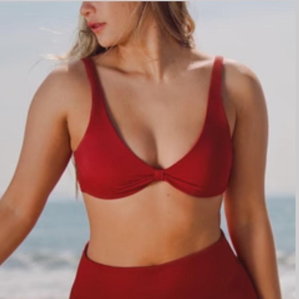 Andie Swim The Amor Top in Crimson Red Size XS Sustainable Eco Swim Bikini Top